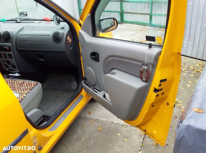 Dacia Logan 1.4 MPI Laureate - 10