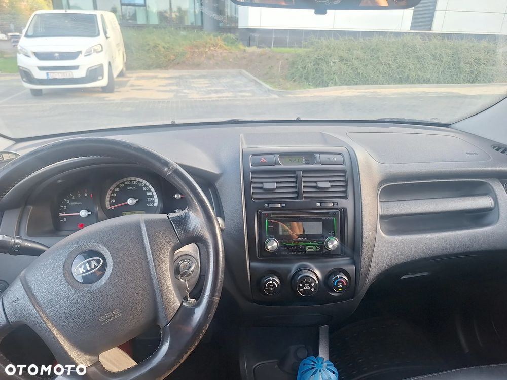 Kia Sportage 2005 photo 2