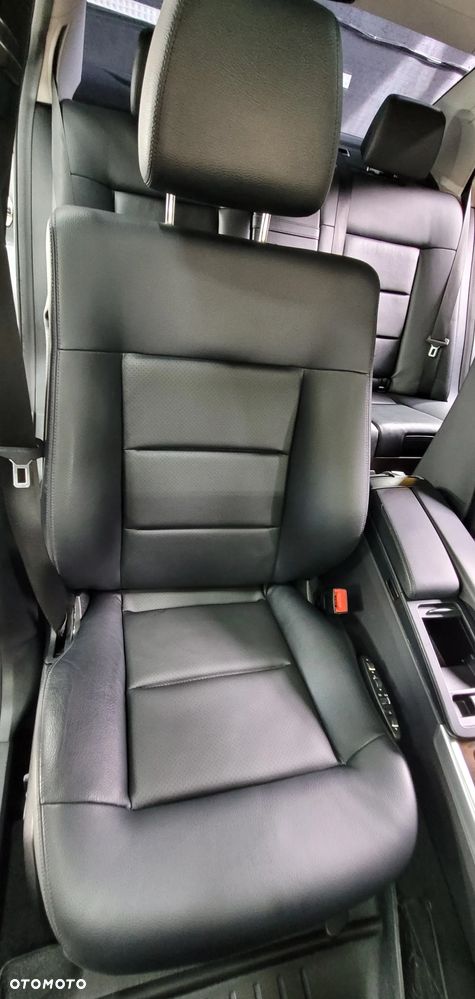 Mercedes-Benz Klasa E 200 CDI DPF BlueEFFICIENCY Automatik Avantgarde - 13