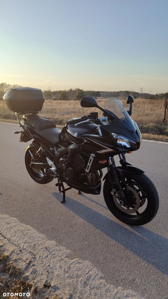 Yamaha FZ6 - 15