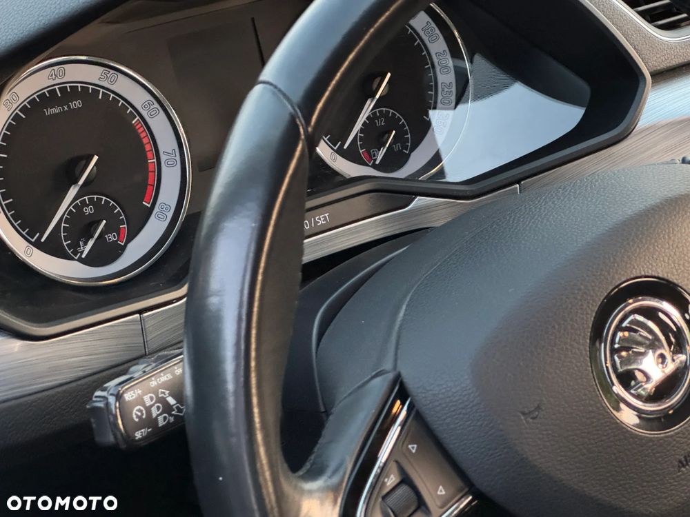 Skoda Superb - 28