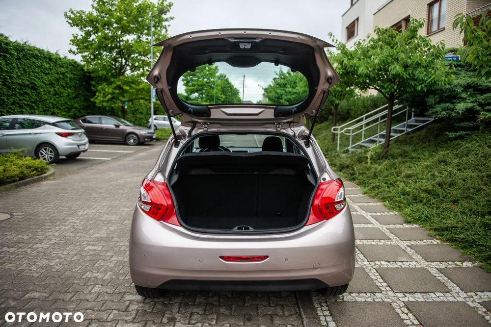 Peugeot 208 PureTech 68 Active - 6