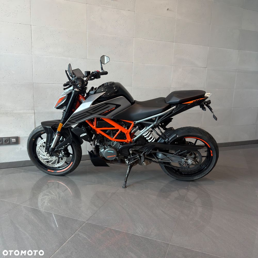 KTM Duke 125 - 8