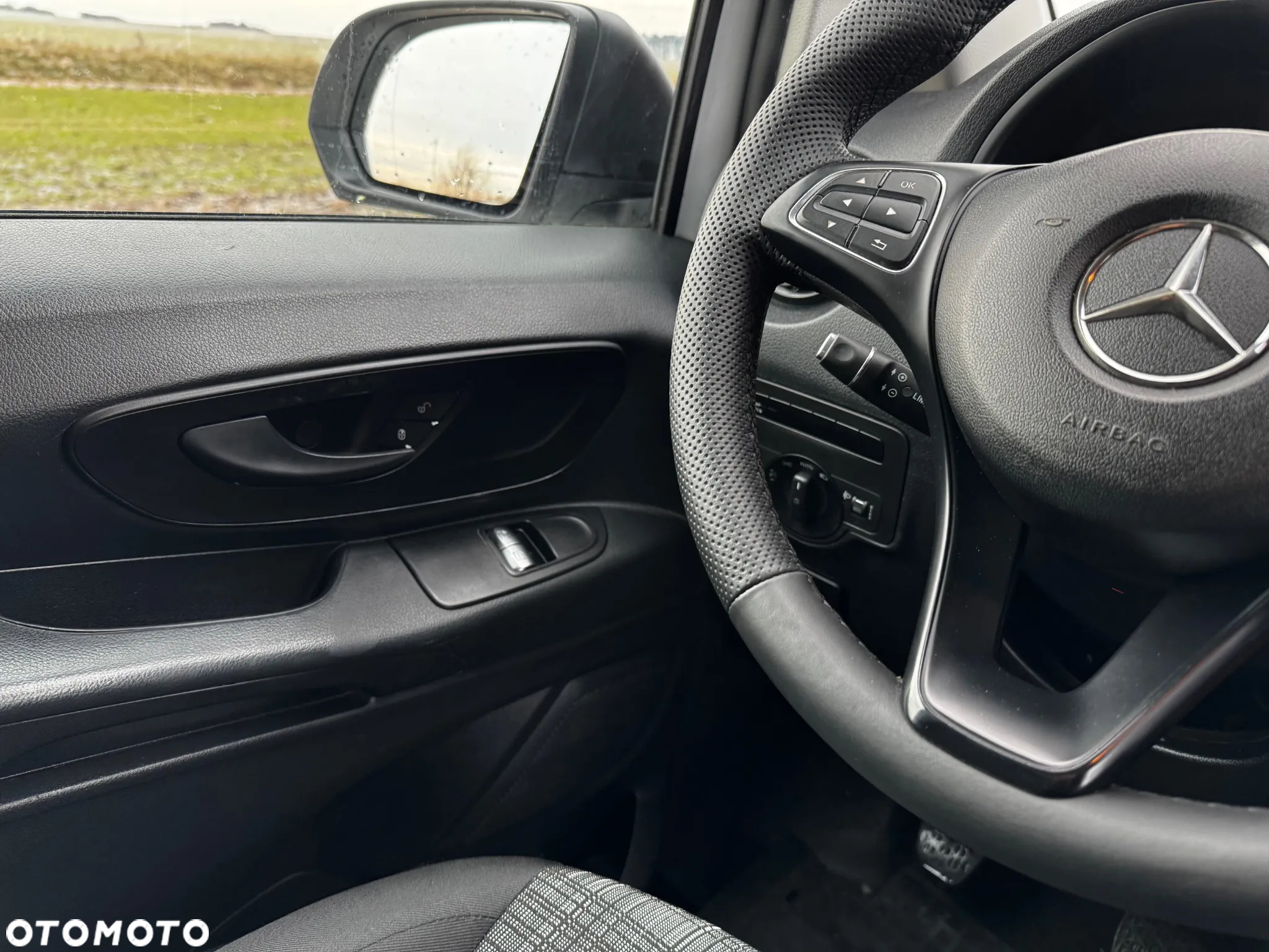 Mercedes-Benz VITO - 21
