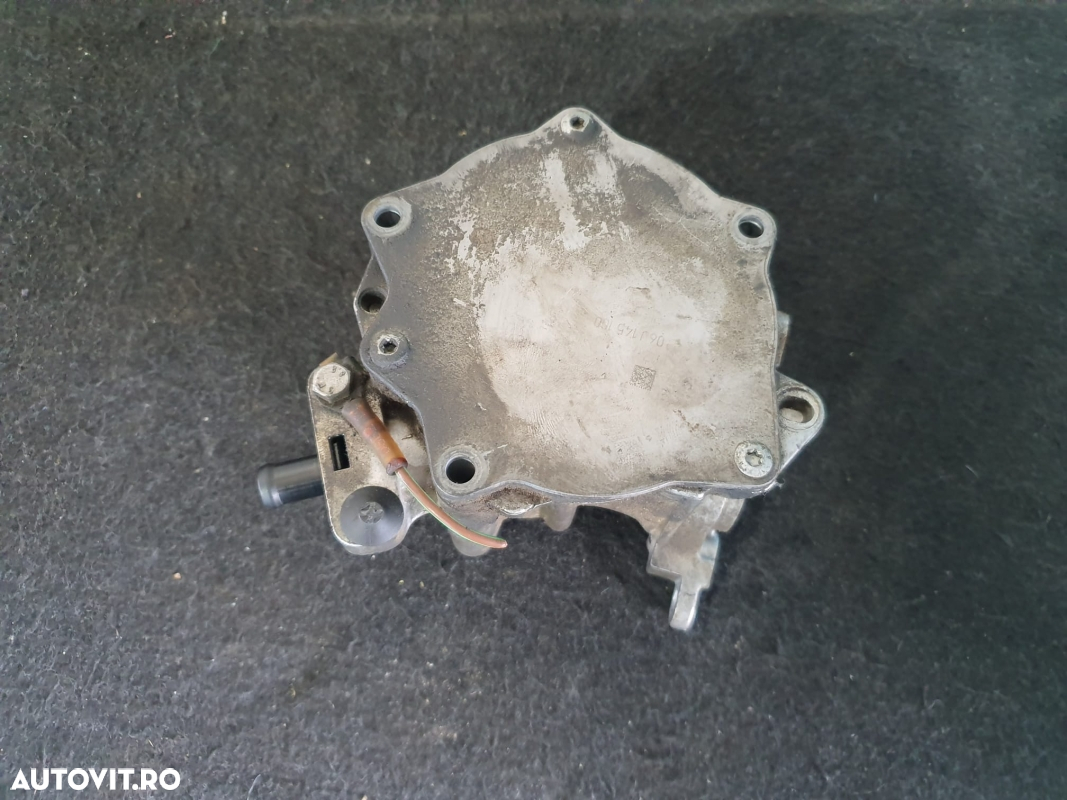 POMPA VACUM 1.8 CDA SKODA OCTAVIA 2  06J145100B - 2