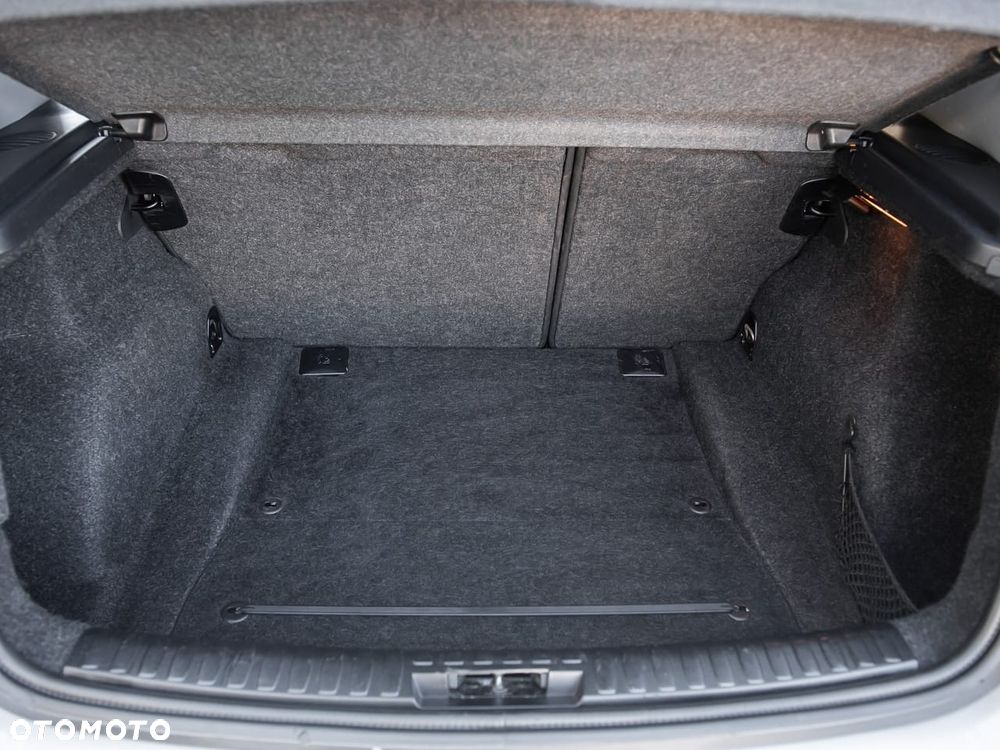 BMW Seria 1 - 24