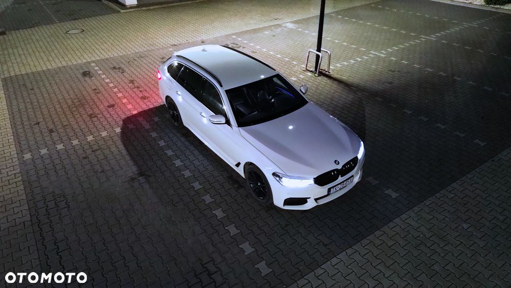 BMW Seria 5 520d xDrive M Sport Edition - 8