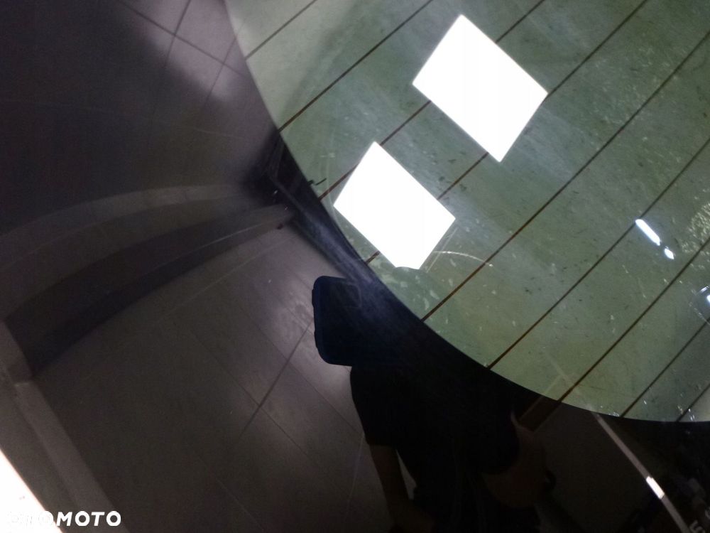 TOYOTA AURIS SZYBA TYLNA TYŁ hatchback - 7