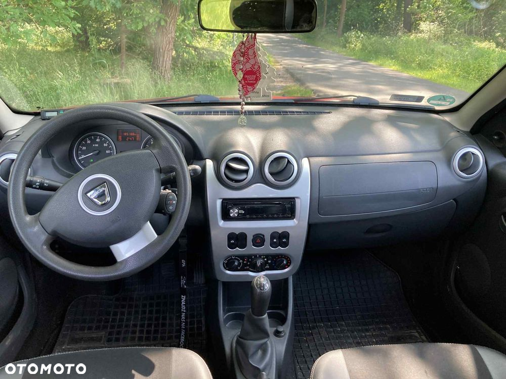 Dacia Sandero Stepway 1.6 - 11