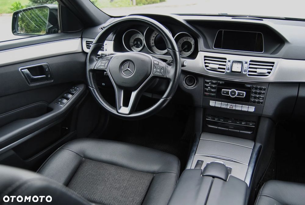 Mercedes-Benz Klasa E - 11