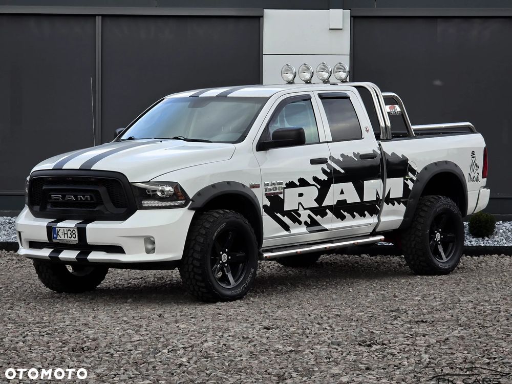 Dodge RAM 1500 5.7 4x4 - 8