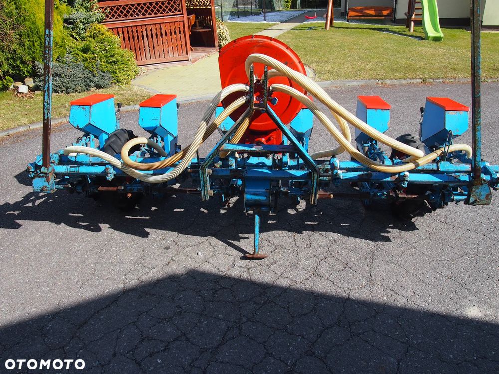 Siewnik Monosem do kukurydzy ,buraków i słonecznika - 2