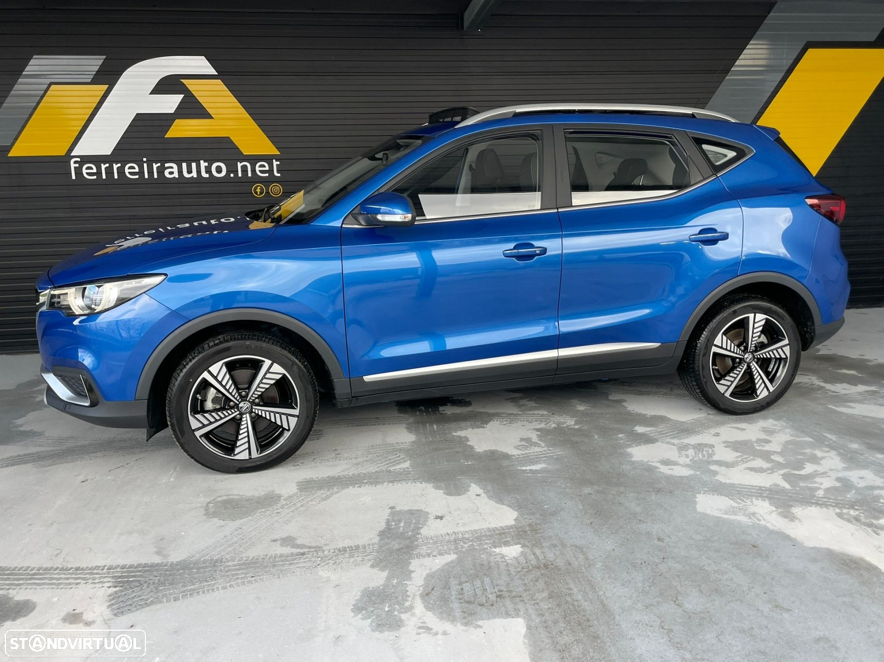 MG ZS EV 44.5 kWh Luxury - 4
