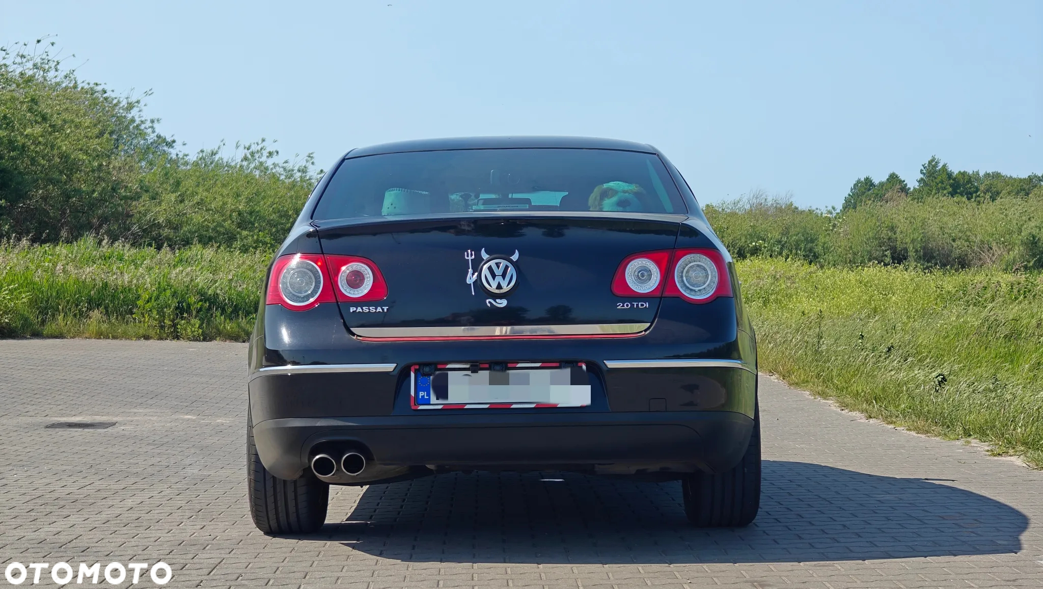 Volkswagen Passat 2.0 TDI DPF Trendline - 8