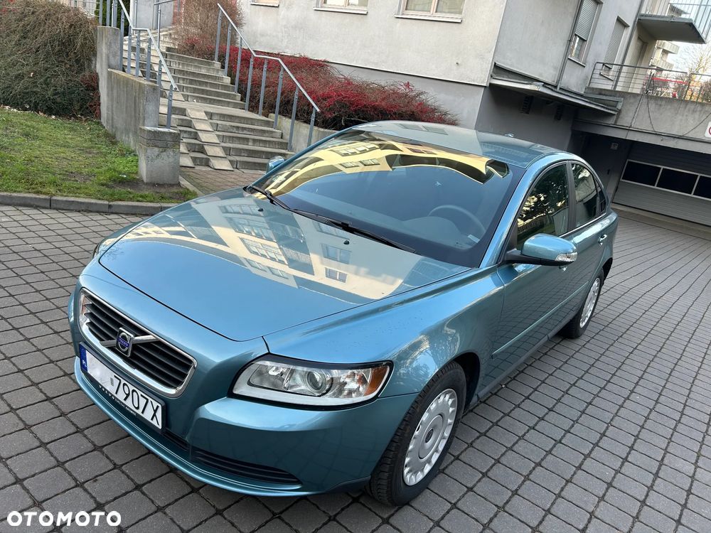 Volvo S40 - 1