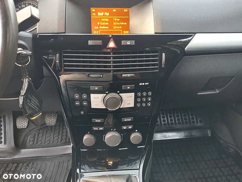 Opel Astra - 23