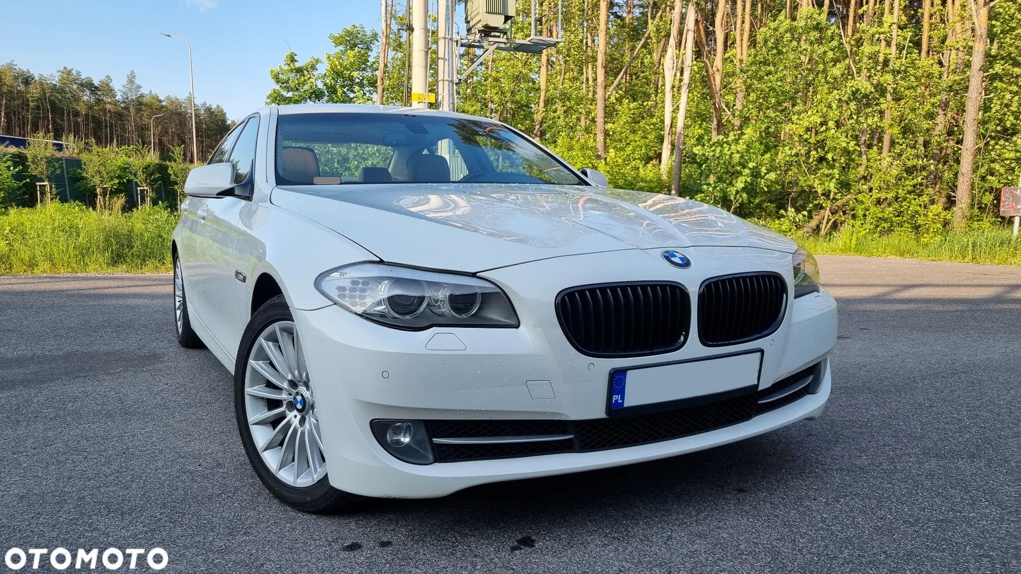 BMW Seria 5 528i xDrive - 1