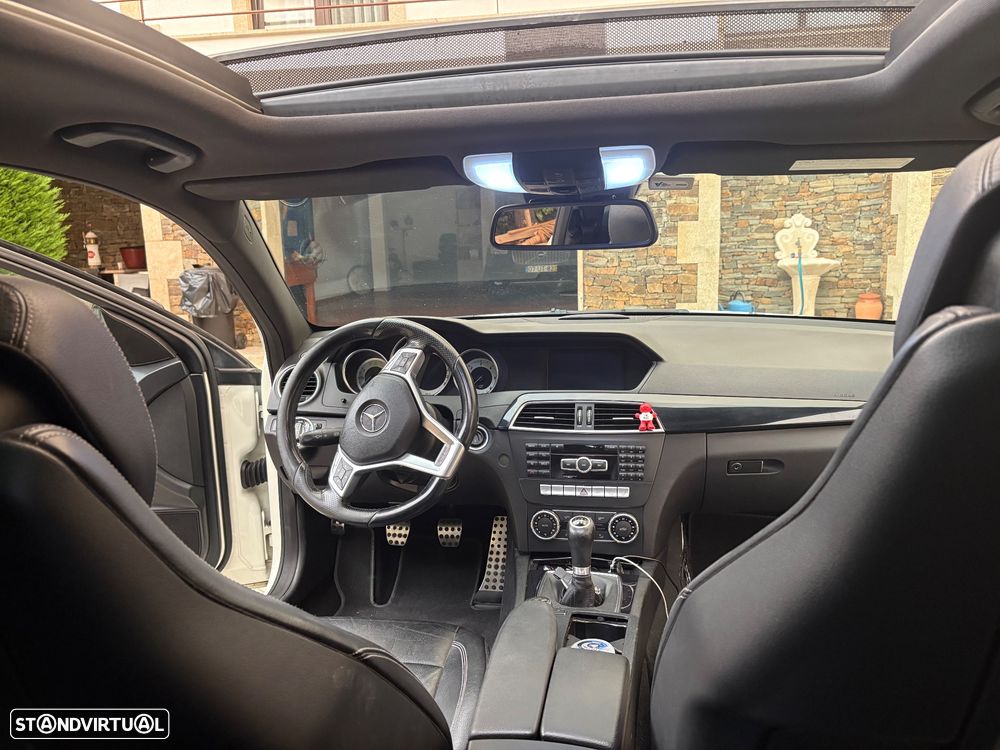 Mercedes-Benz C 250 CDI DPF (BlueEFFICIENCY) - 14