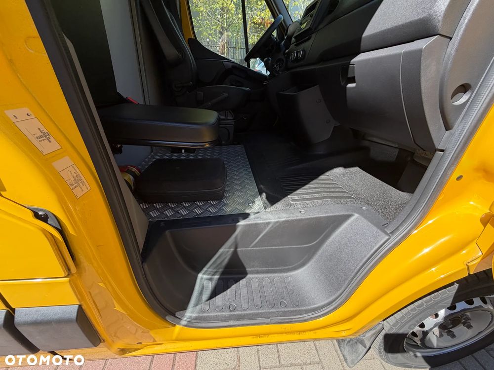 Renault e-Master - 27