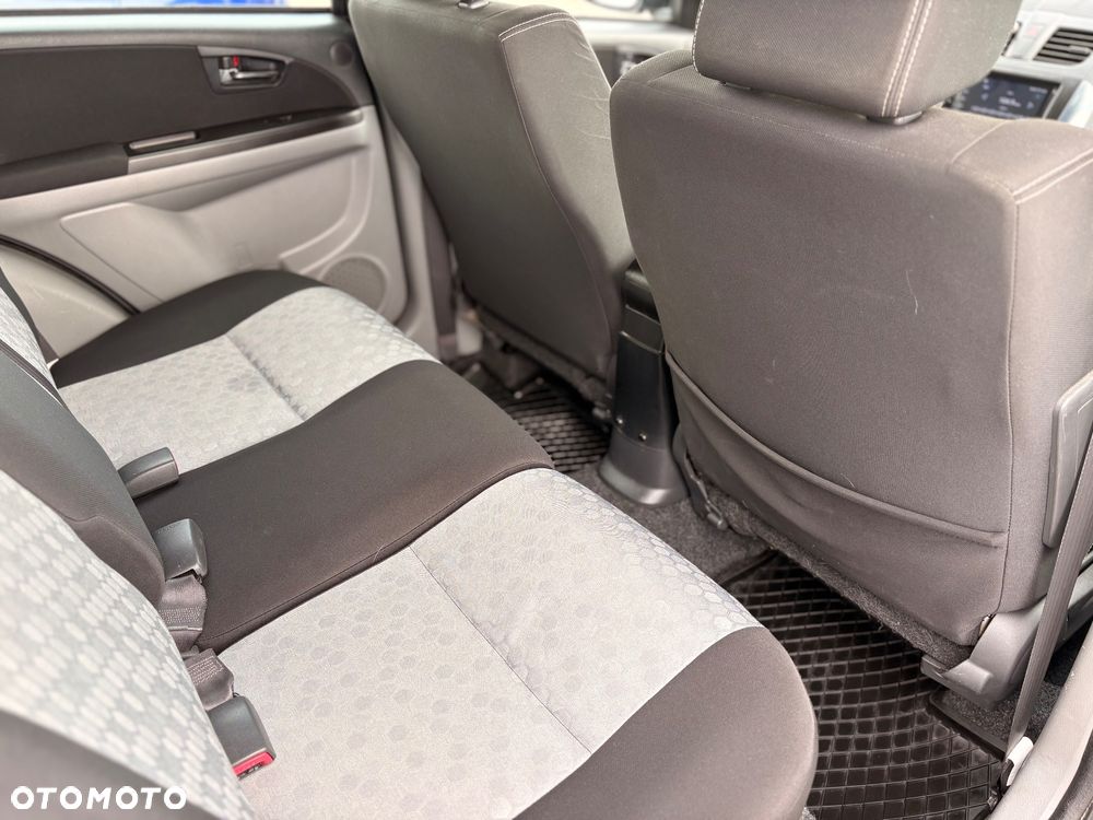 Suzuki SX4 2.0 DDiS Premium 4WD - 25