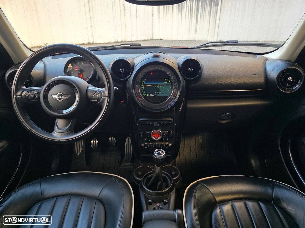 MINI Countryman Cooper SD ALL4 - 31