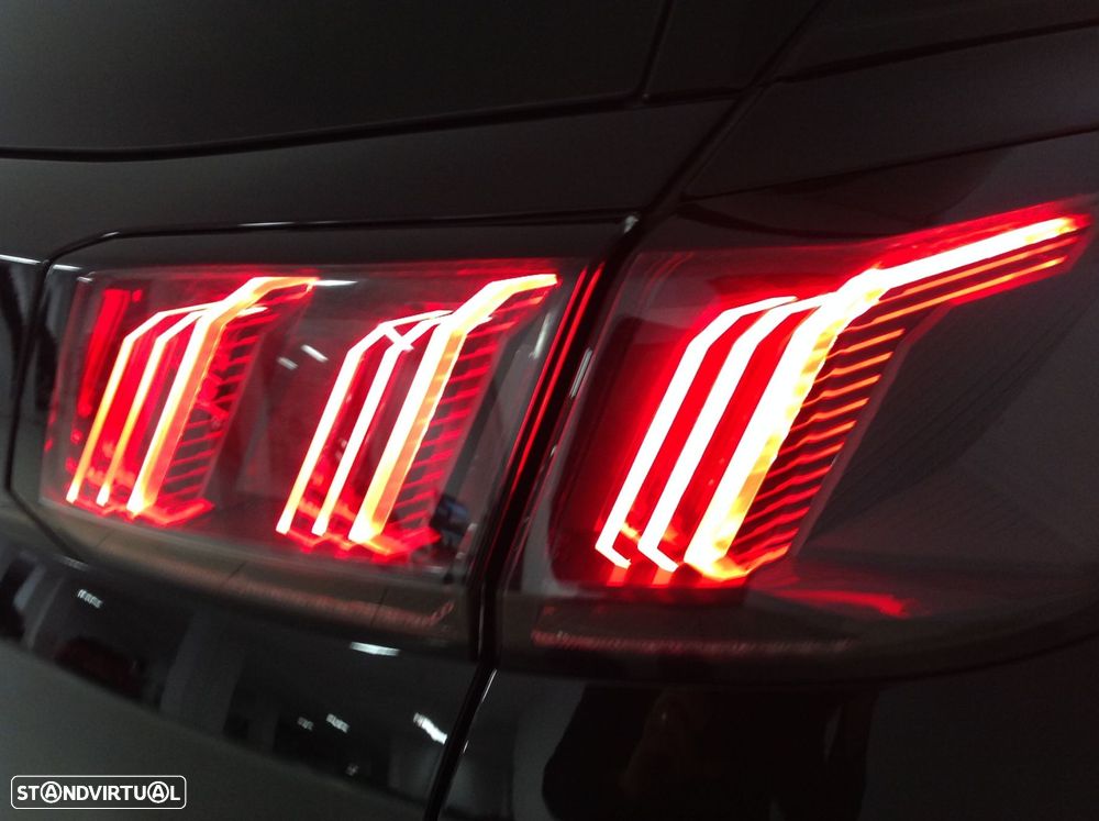 Peugeot 3008 1.5 BlueHDi Allure Pack EAT8 - 53