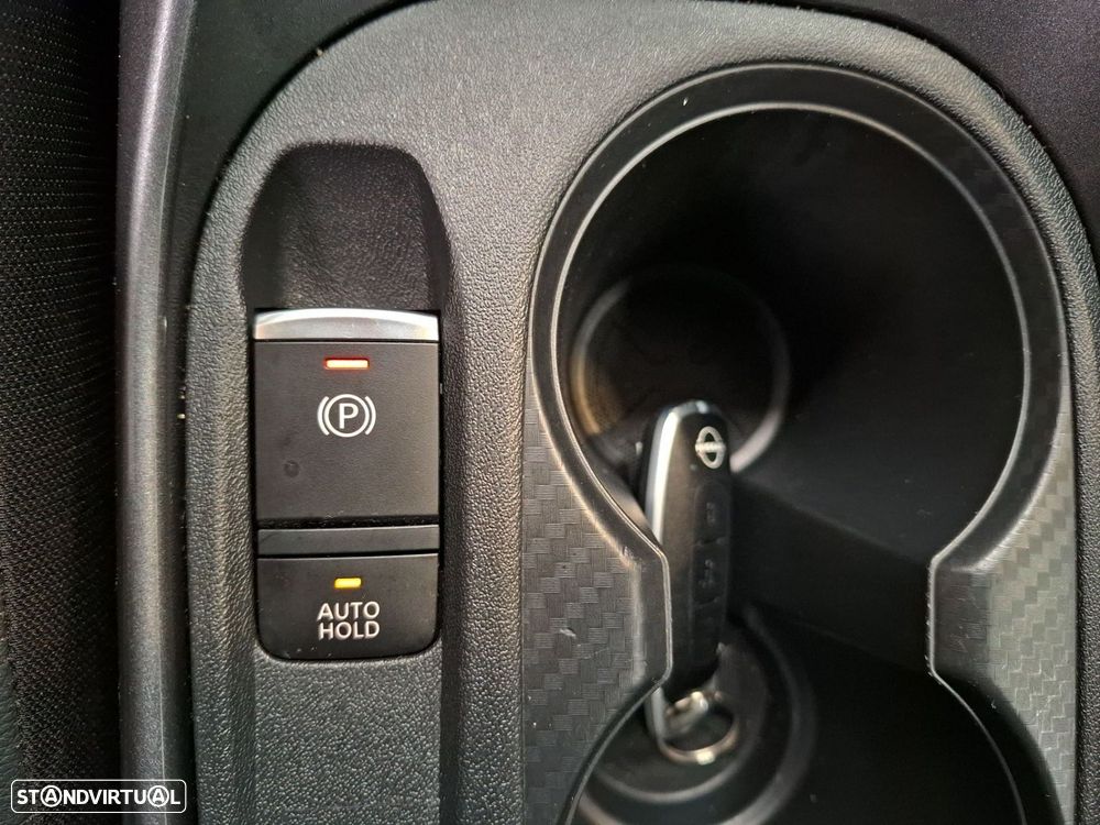 Nissan Juke 1.0 DIG-T N-Connecta NAV.+TwoTone NC DCT - 22