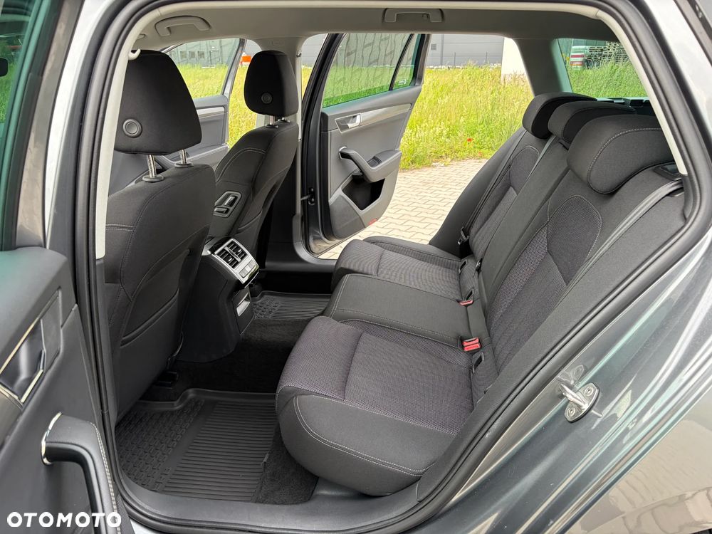 Skoda Superb 2.0 TSI Style DSG - 7