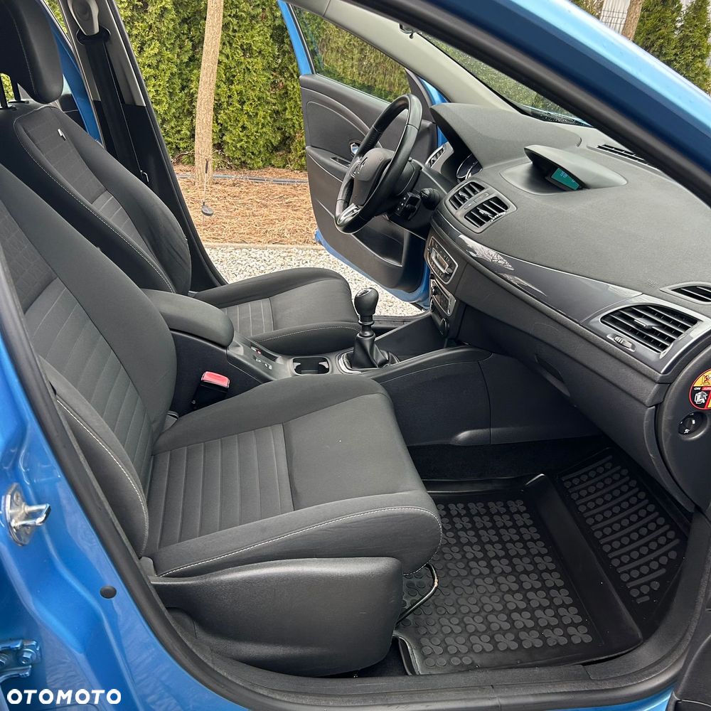 Renault Megane 1.6 16V Limited - 22