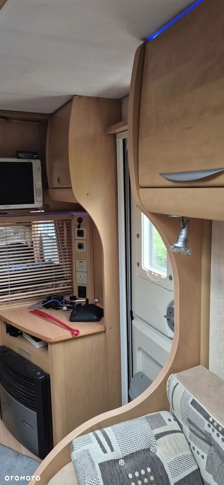 Bailey Senator 6 california - 27