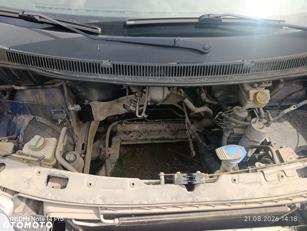 Volkswagen Transporter - 2