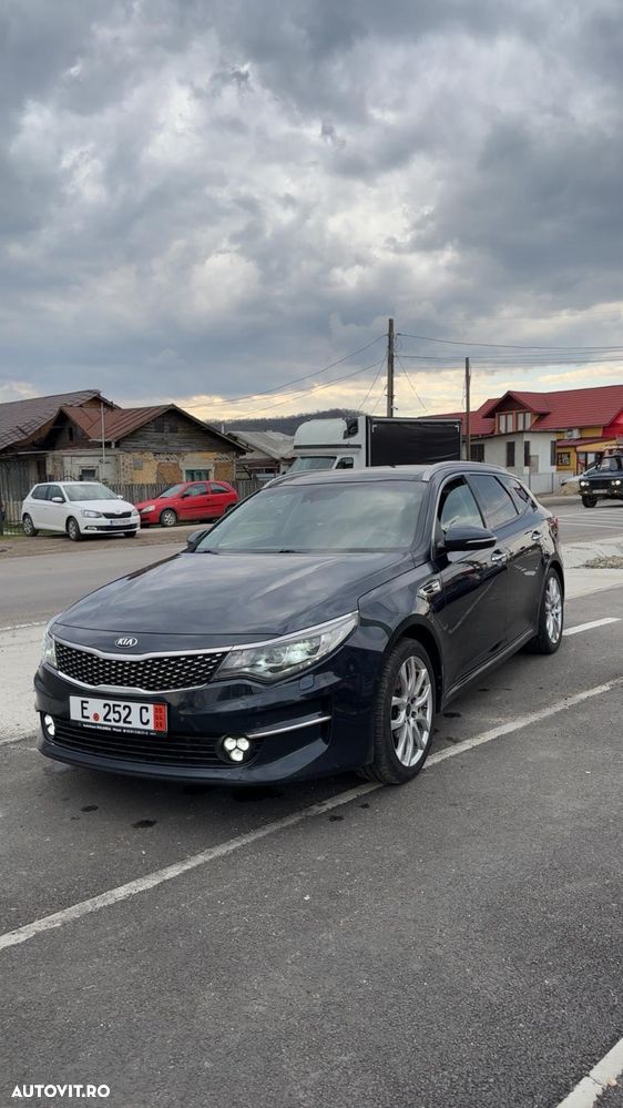 Kia Optima Sportagon 1.7 CRDI DCT Business Supreme - 30
