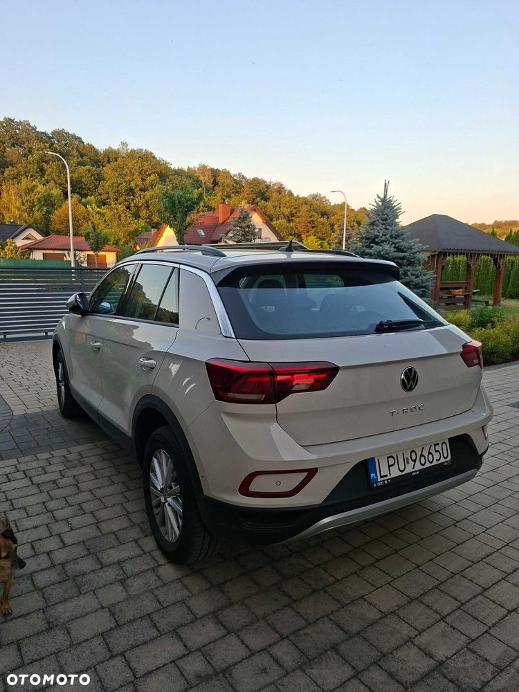 Volkswagen T-Roc - 3