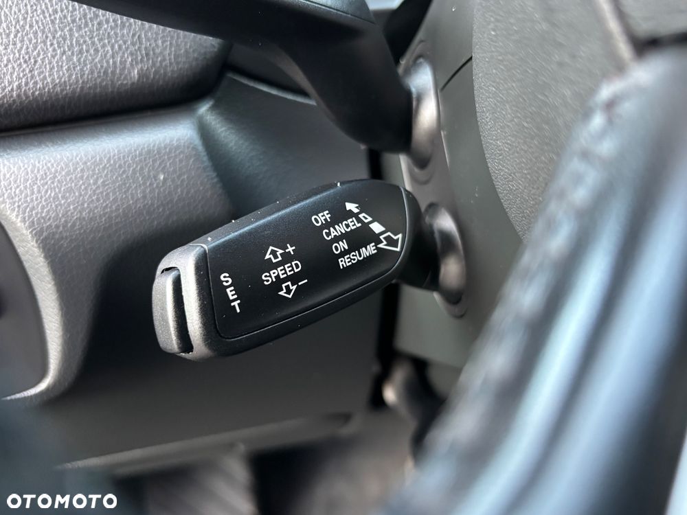 Audi Q3 1.4 TFSI Edycja Specjalna S tronic - 17