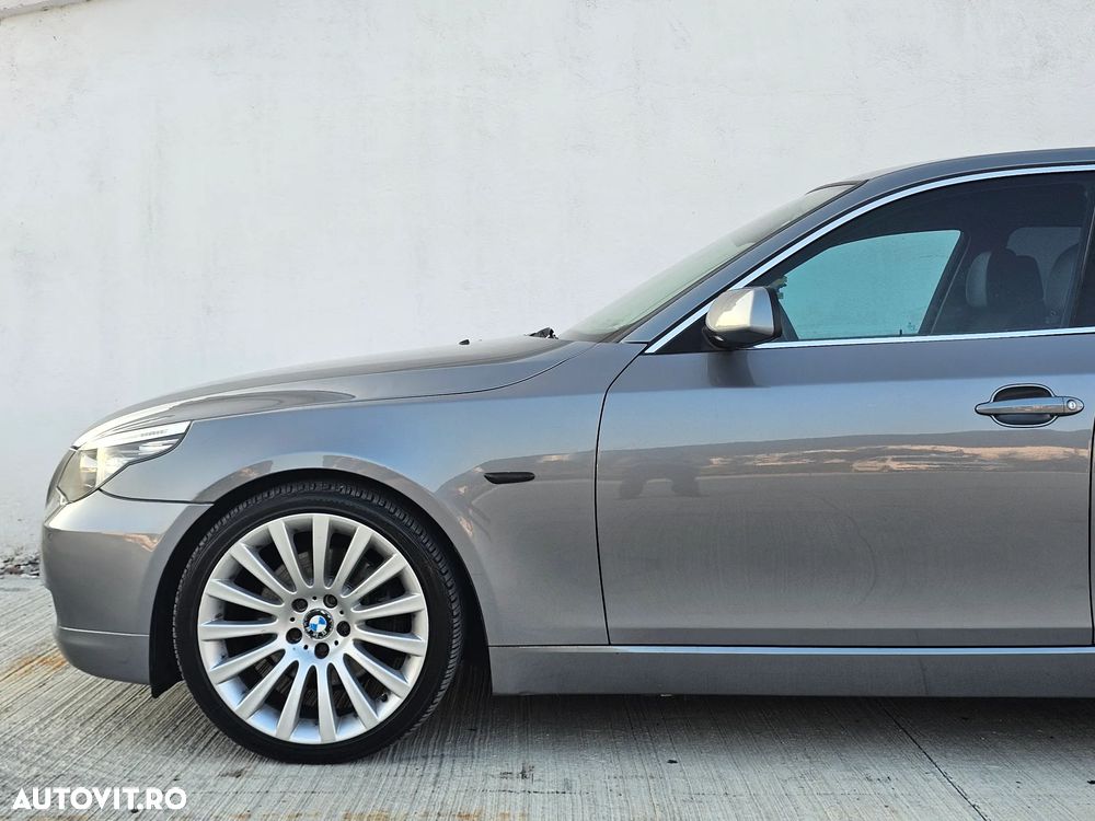 BMW Seria 5 525d Edition Exclusive - 14