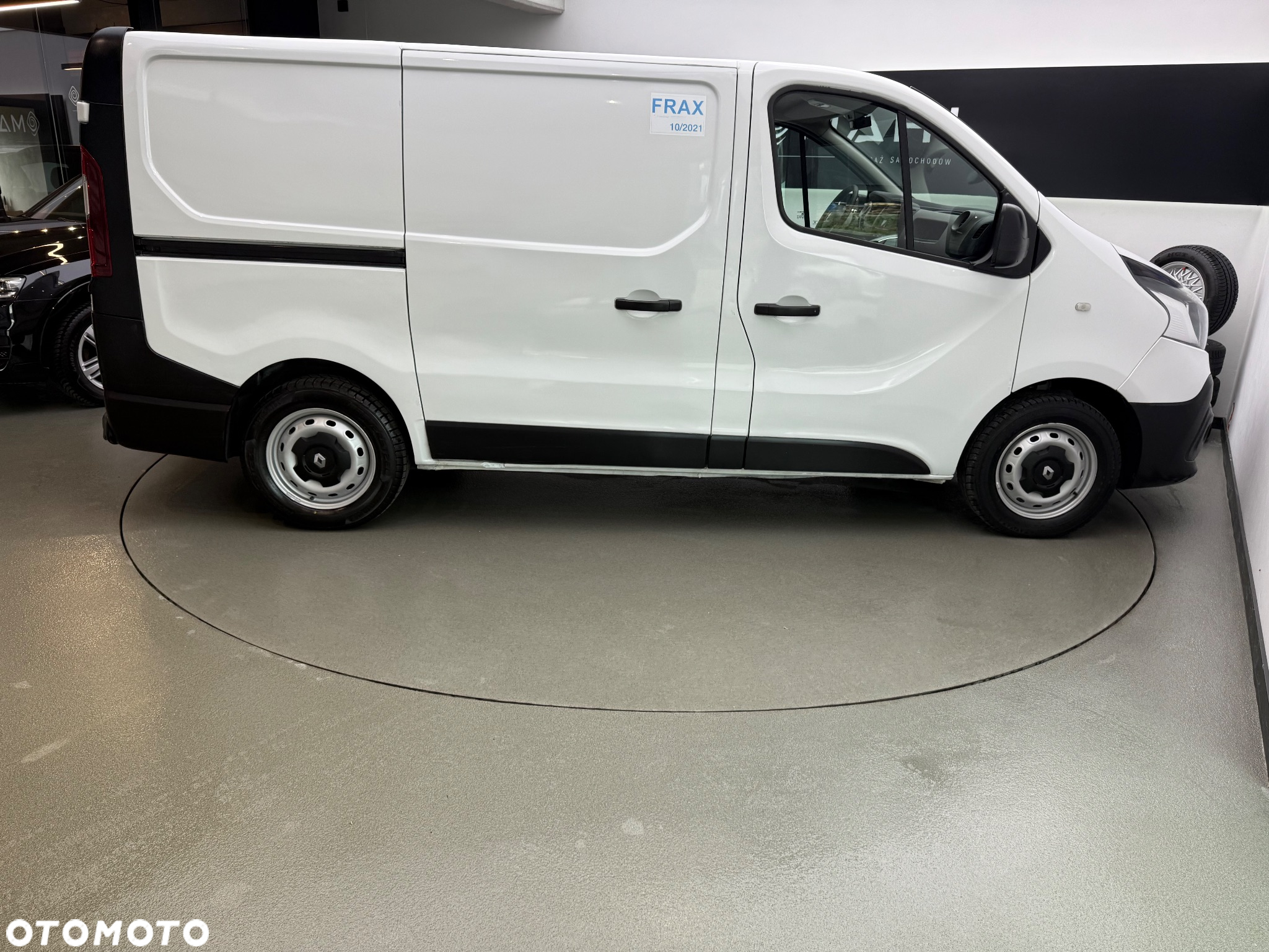 Renault Trafic - 14
