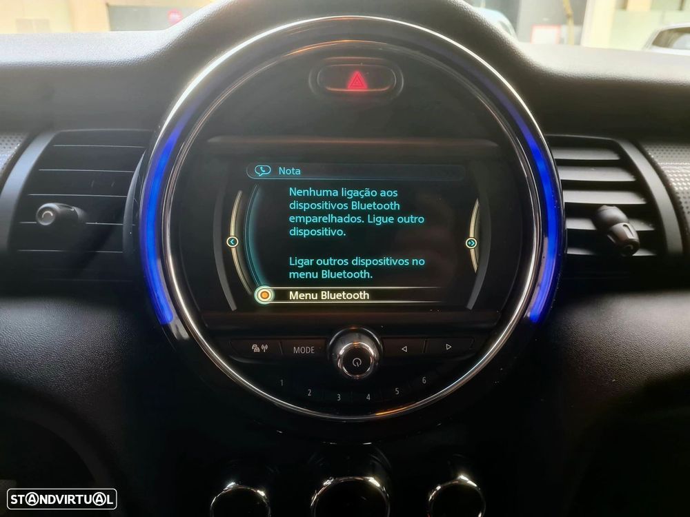 MINI 5 Portas Cooper D - 17