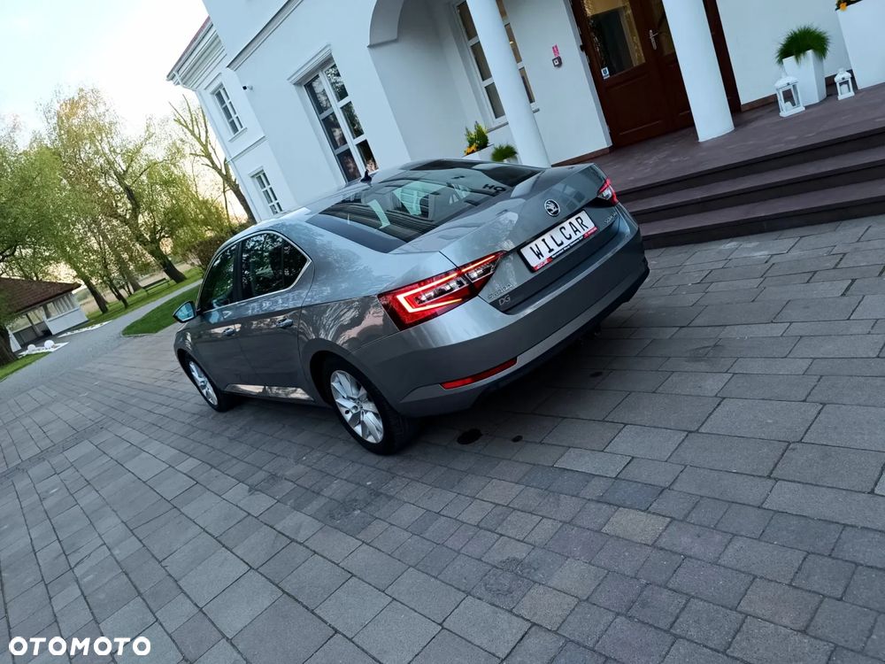 Skoda Superb 1.4 TSI ACT DSG Ambition - 19