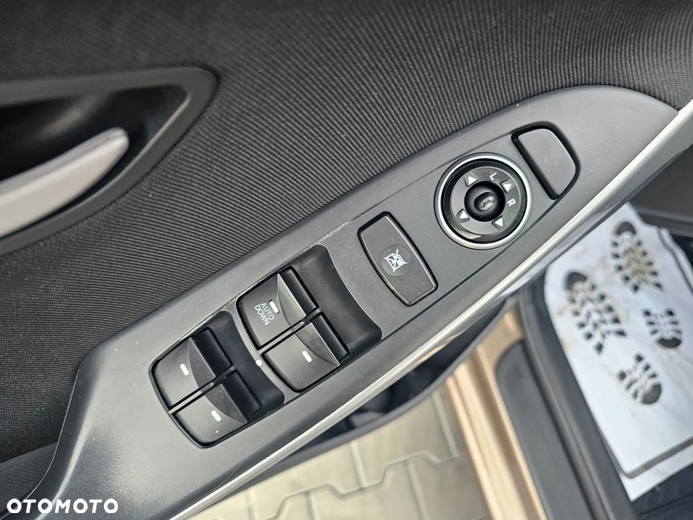 Hyundai i30 1.4 CRDi Trend - 19