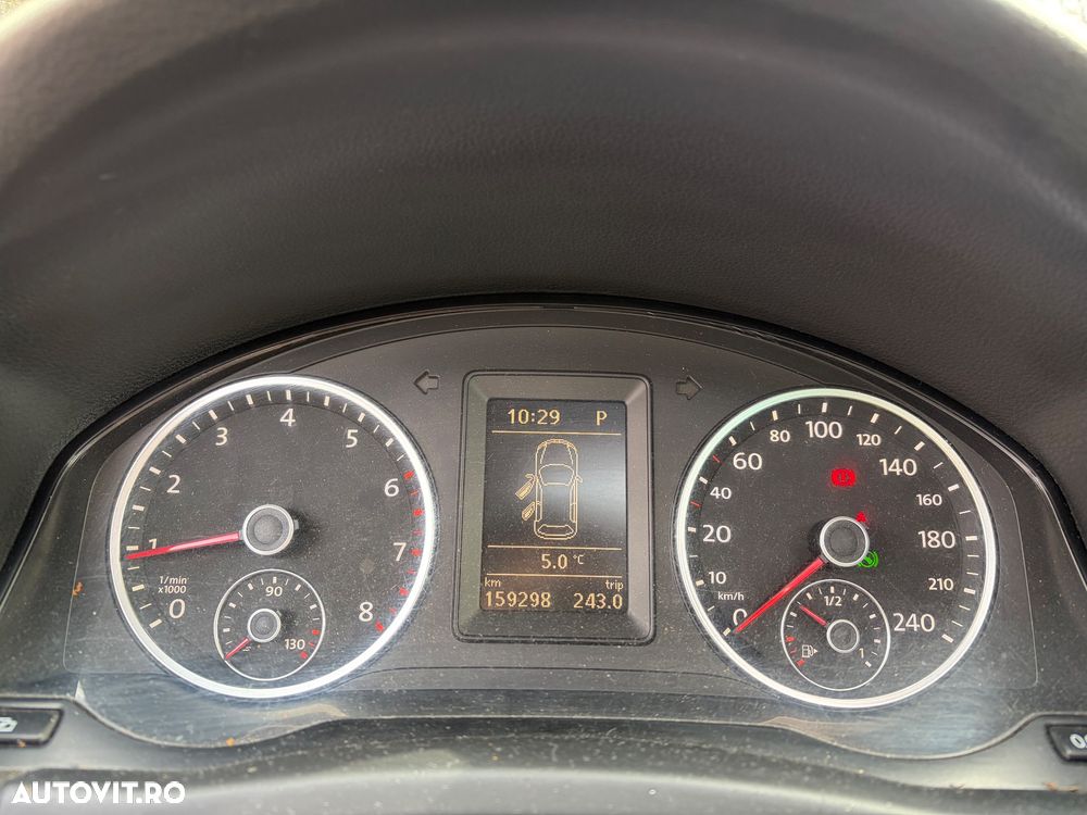 Volkswagen Tiguan - 15