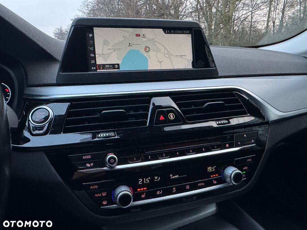 BMW Seria 5 520d xDrive Sport Line - 26