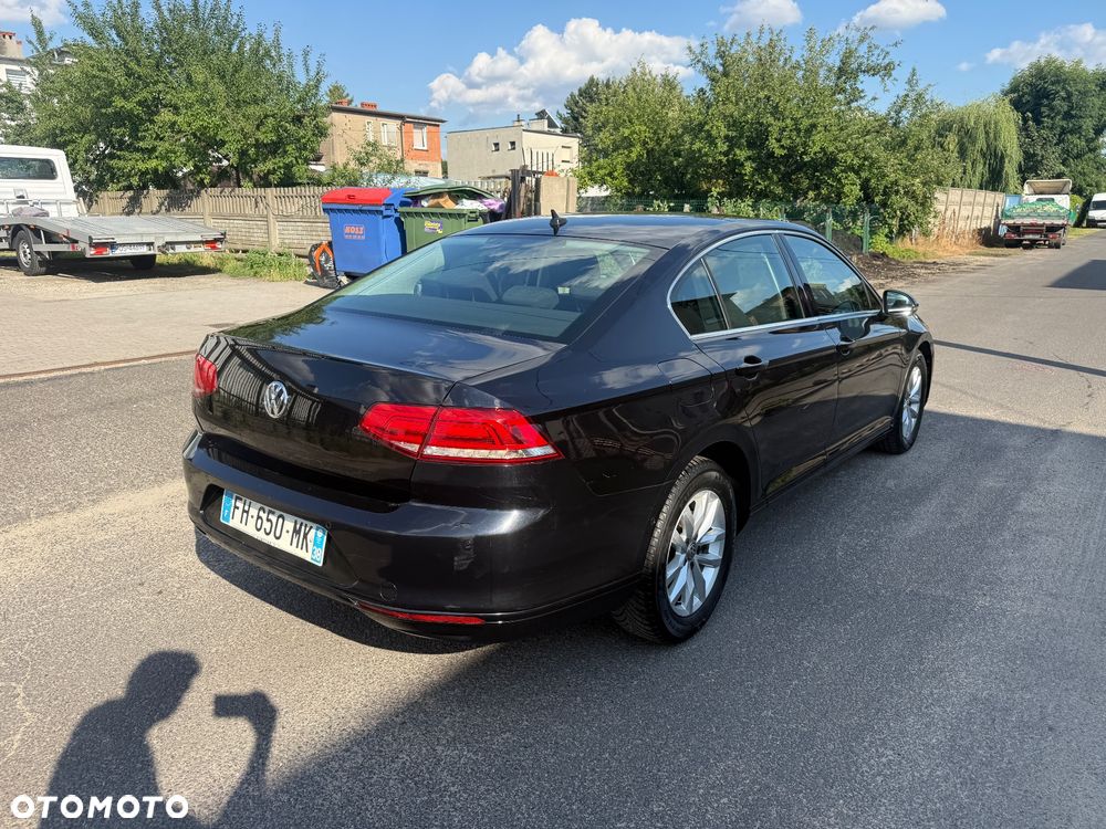 Volkswagen Passat 1.6 TDI SCR DSG Comfortline - 7