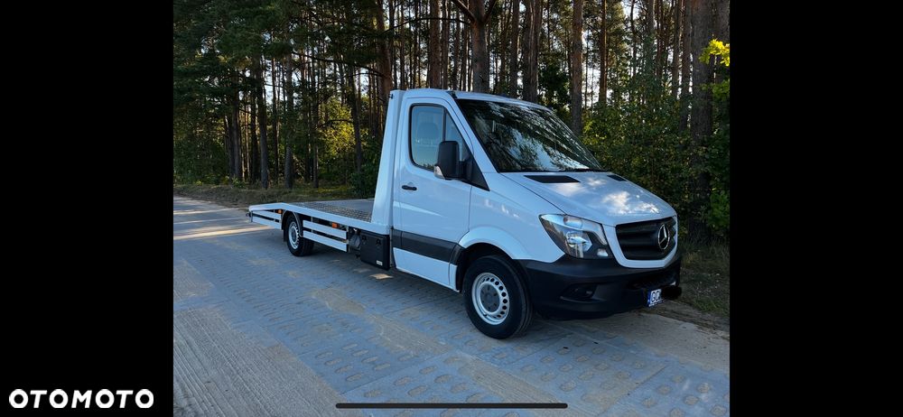 Mercedes-Benz Sprinter - 13