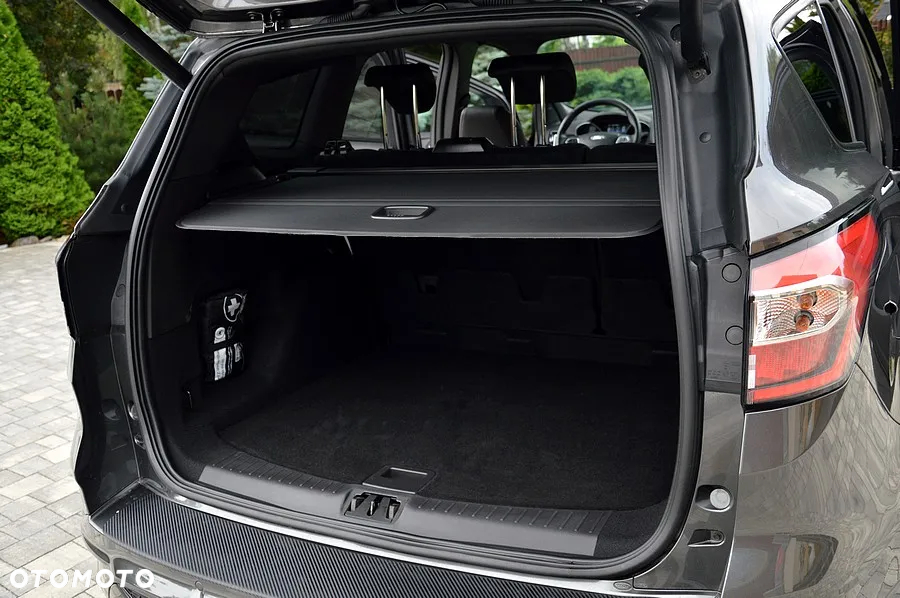 Ford Kuga 1.5 EcoBoost 2x4 ST-Line - 20
