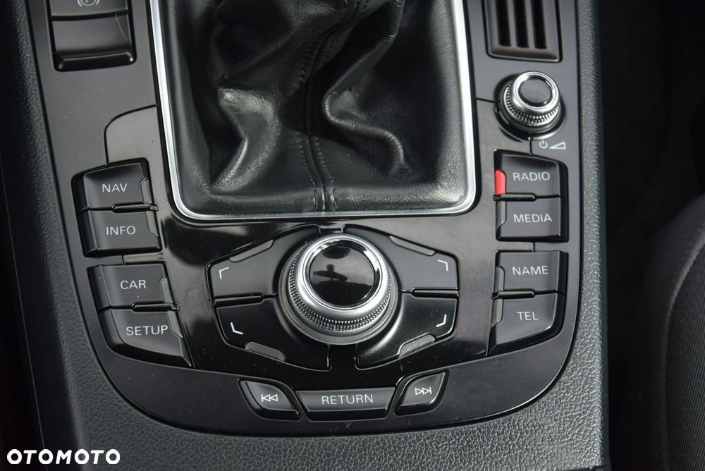 Audi A4 Avant 2.0 TDI Quattro - 29