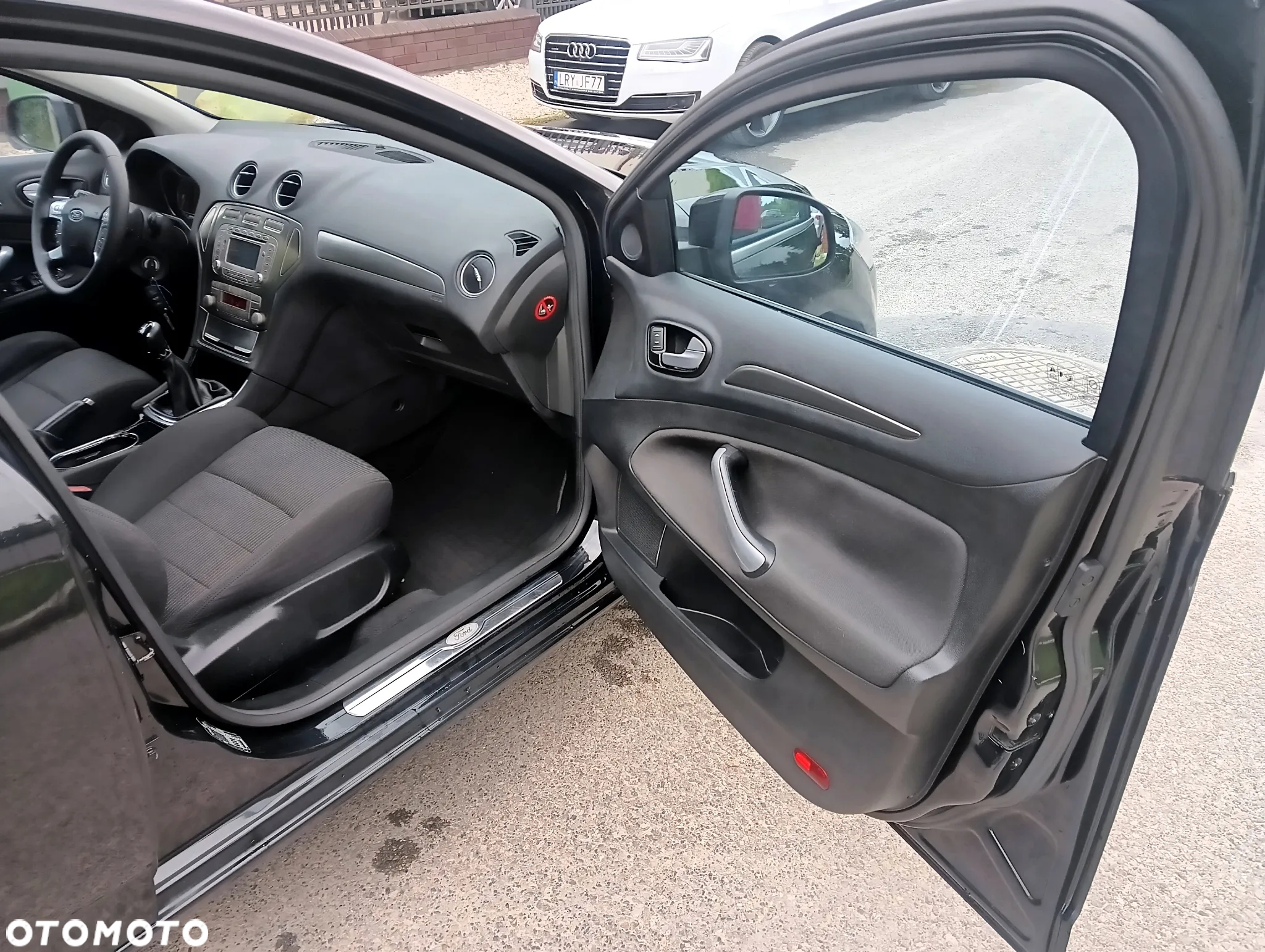 Ford Mondeo 2.0 Titanium - 27