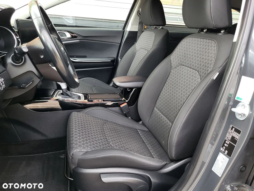 Kia Ceed 1.6 GDI PHEV XL DCT - 18
