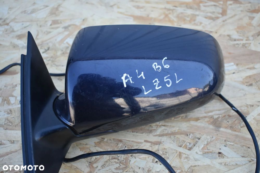 LUSTERKO LEWE AUDI A4 B6 LZ5L 5PIN - 5