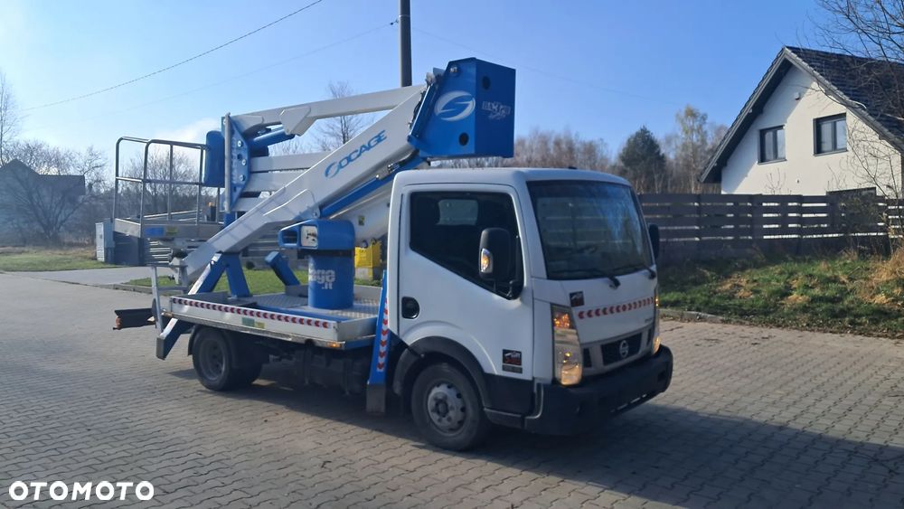 Nissan Cabstar . Podnośnik koszowy 20m . Hydraulika . - 3