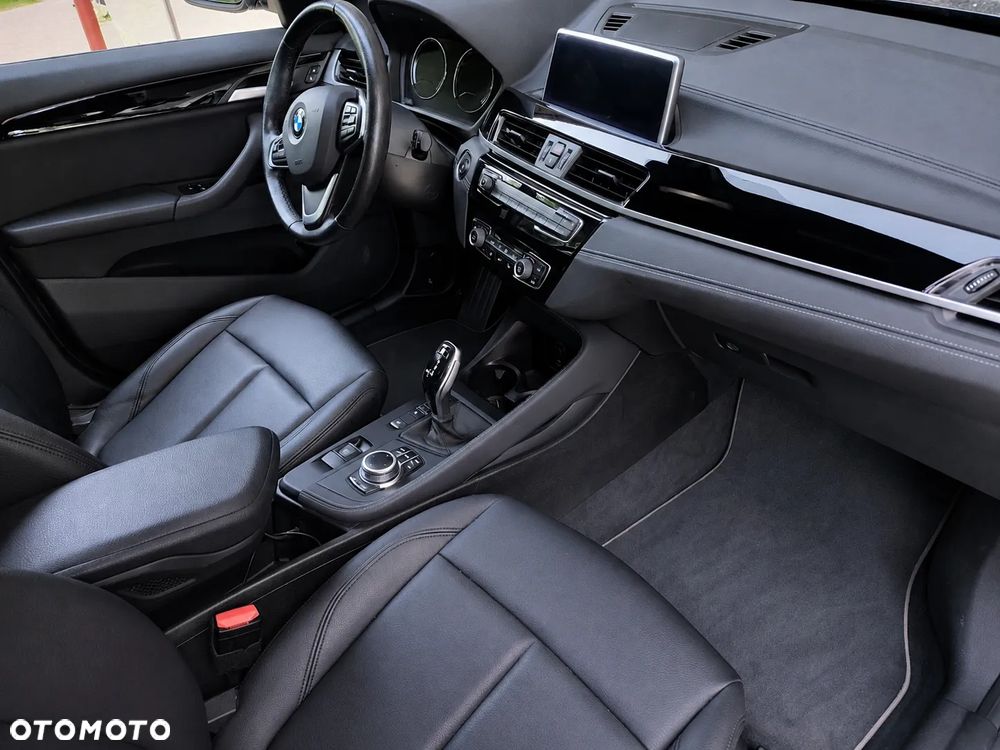 BMW X1 xDrive28i xLine - 23